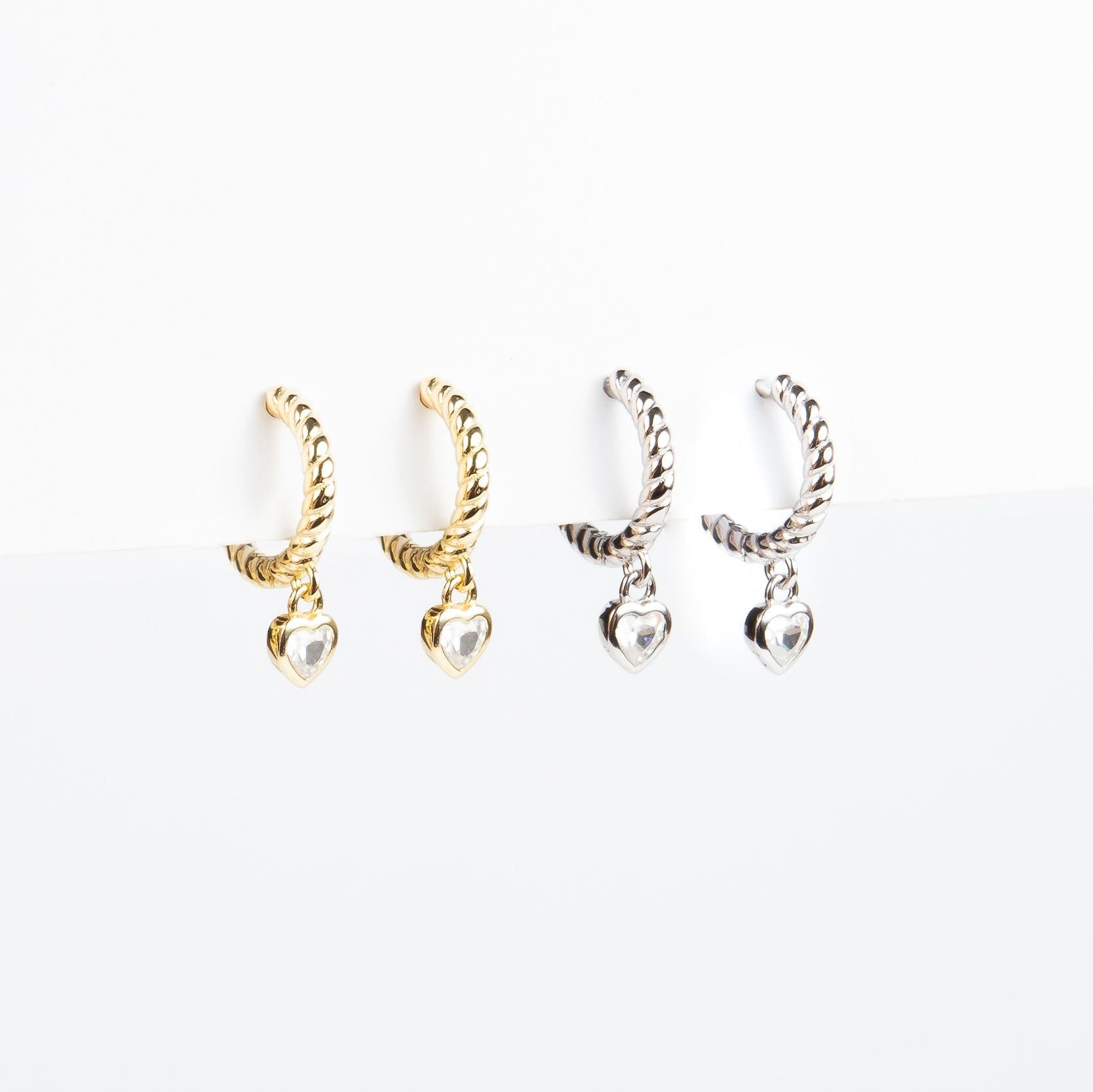 Aro Ropey Small Heart Hoop