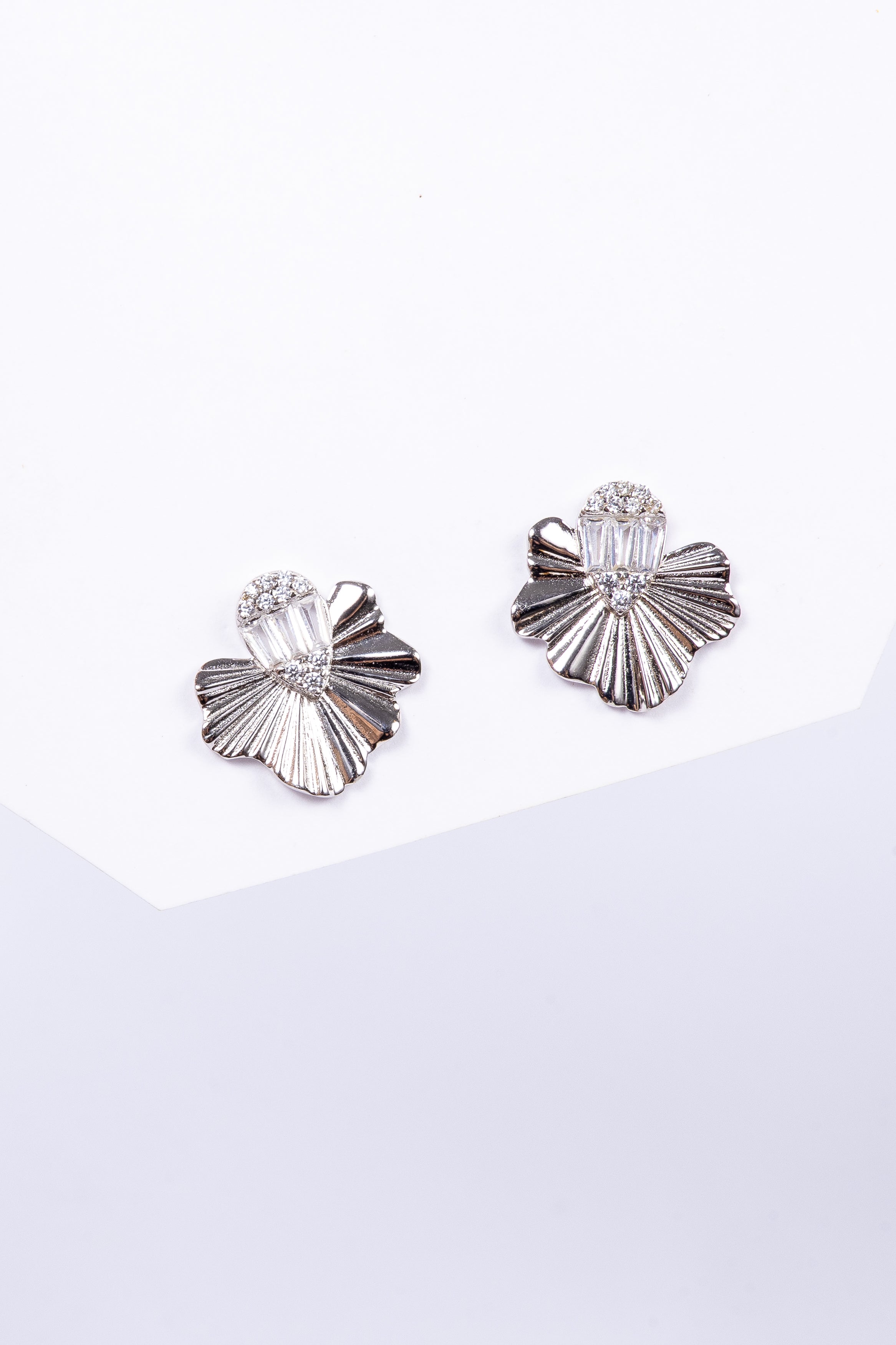 Aro Matte Flatter Flower CZ Stud