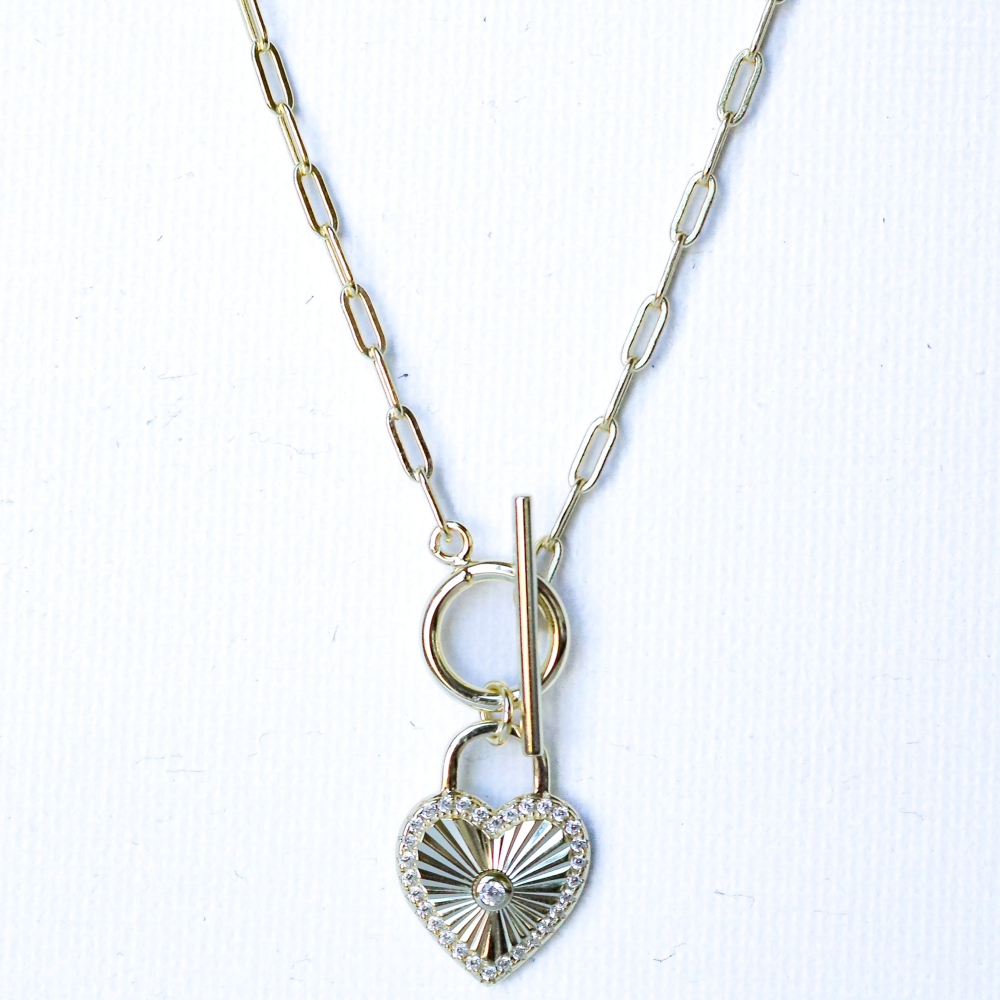 Collar Paperclip Mirrored Heart Toggle