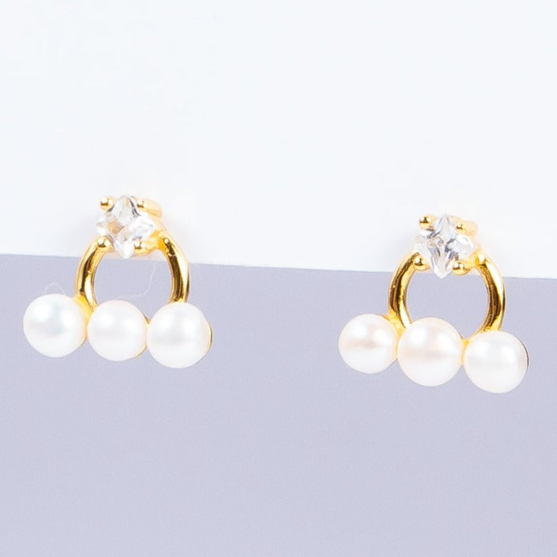 Aro Rainbow Baby Pearl Stud