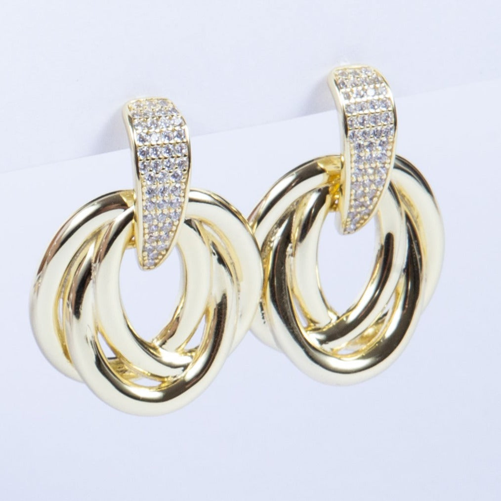 Aro Pyramid Cz stud with 3 Gran Sided Hoop