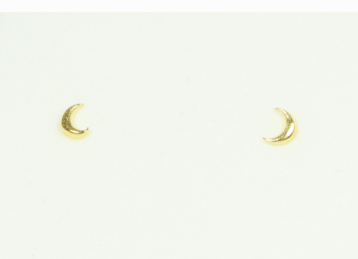 Aro Micro Moon Stud