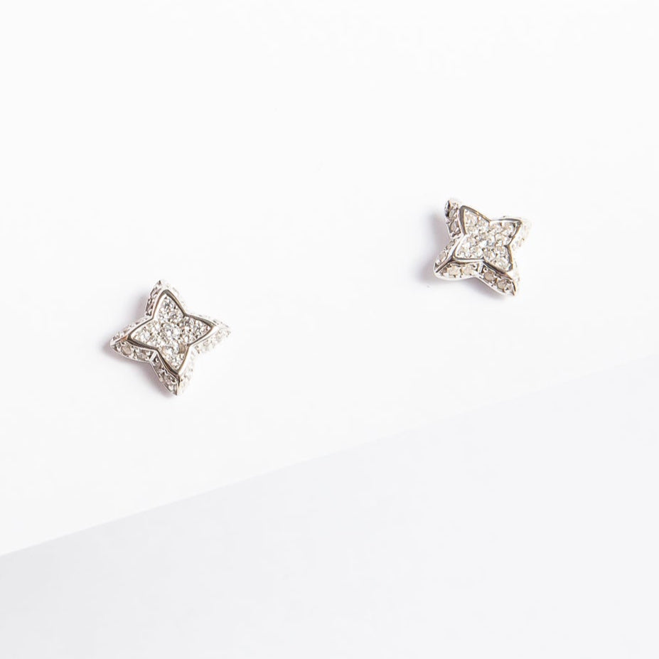 Aro Pointy Clover Stud Silver