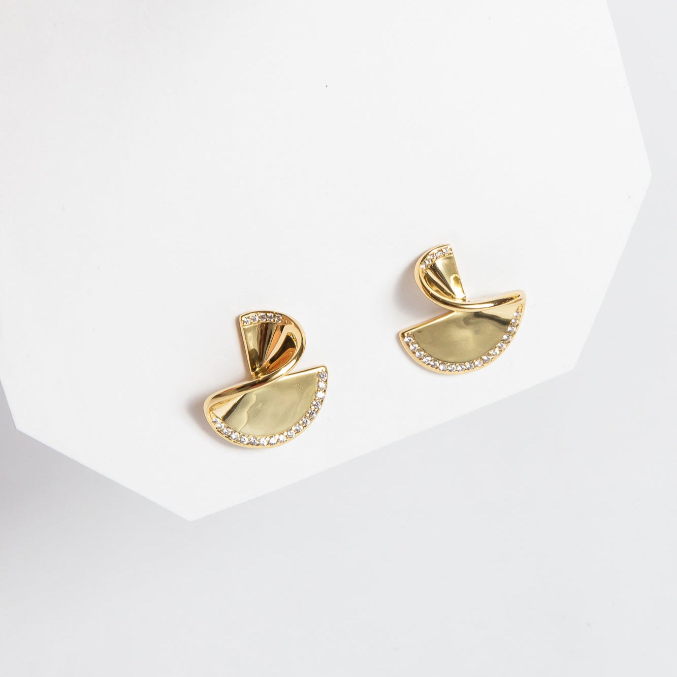 Aro Two Sided Fan CZ Gold