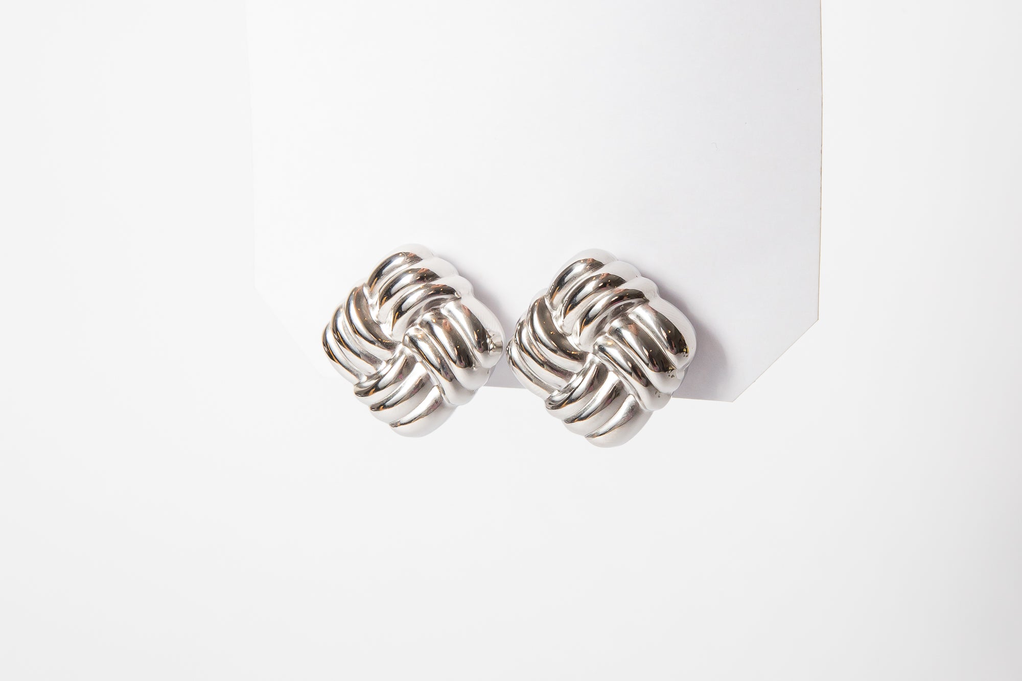 Aro Interlocking Cube Stud 22mm Silver