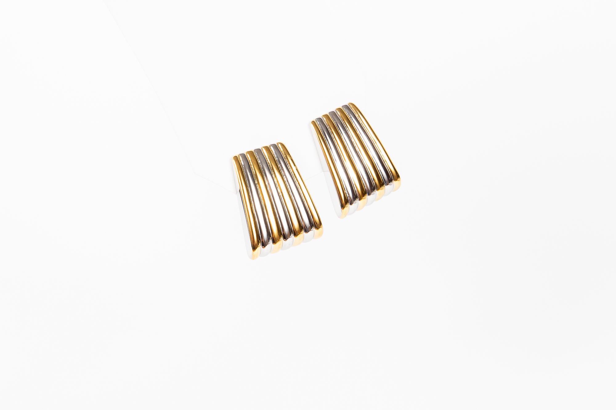 Aro Bicolor  Gran Triangle Stud