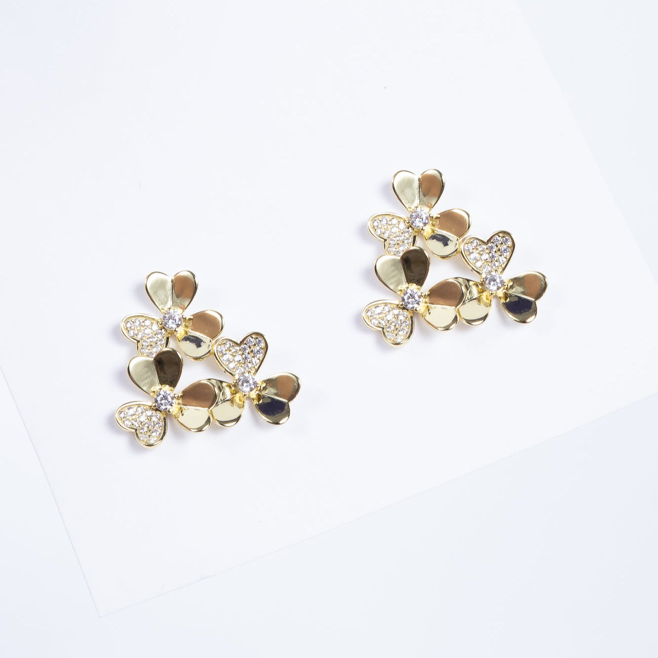 3 Gran Golden Flowers Stud L