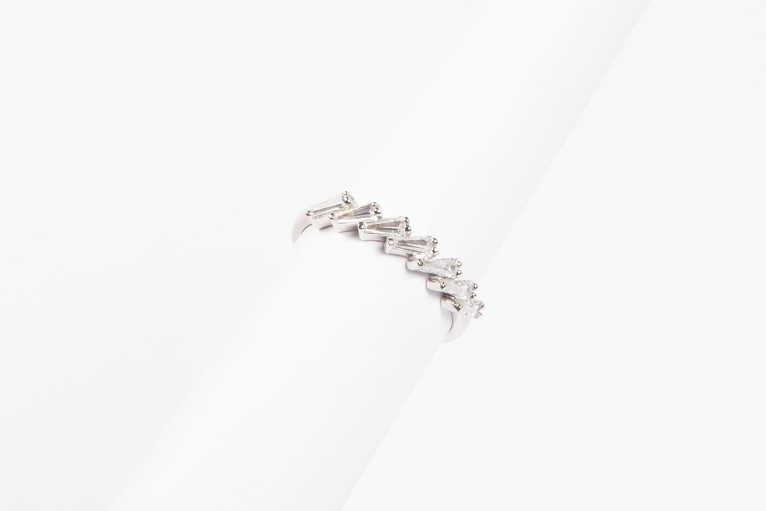 Anillo Sided Bagui Semi Infinity