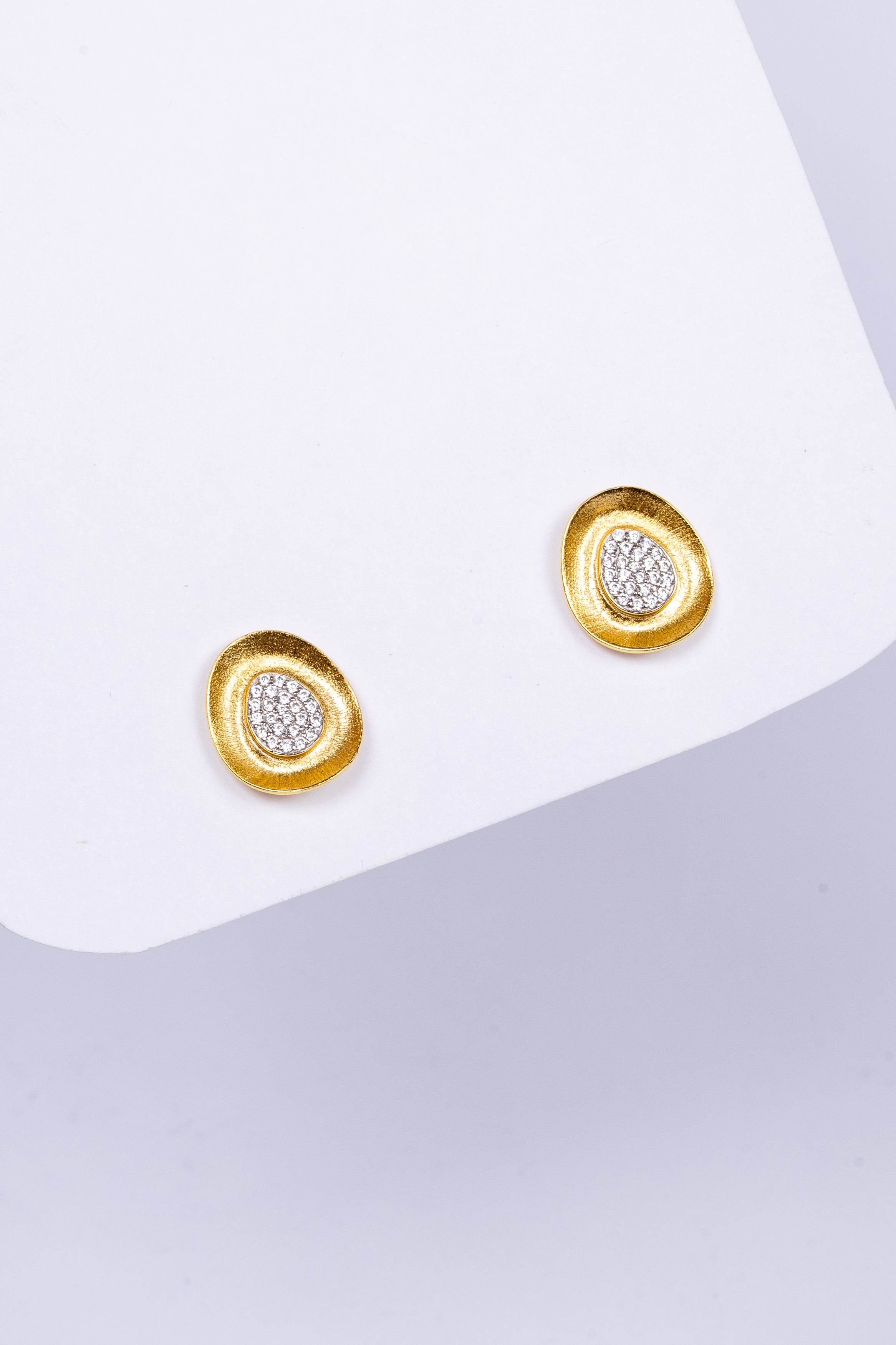 Aro Matte Oval Sun Stud