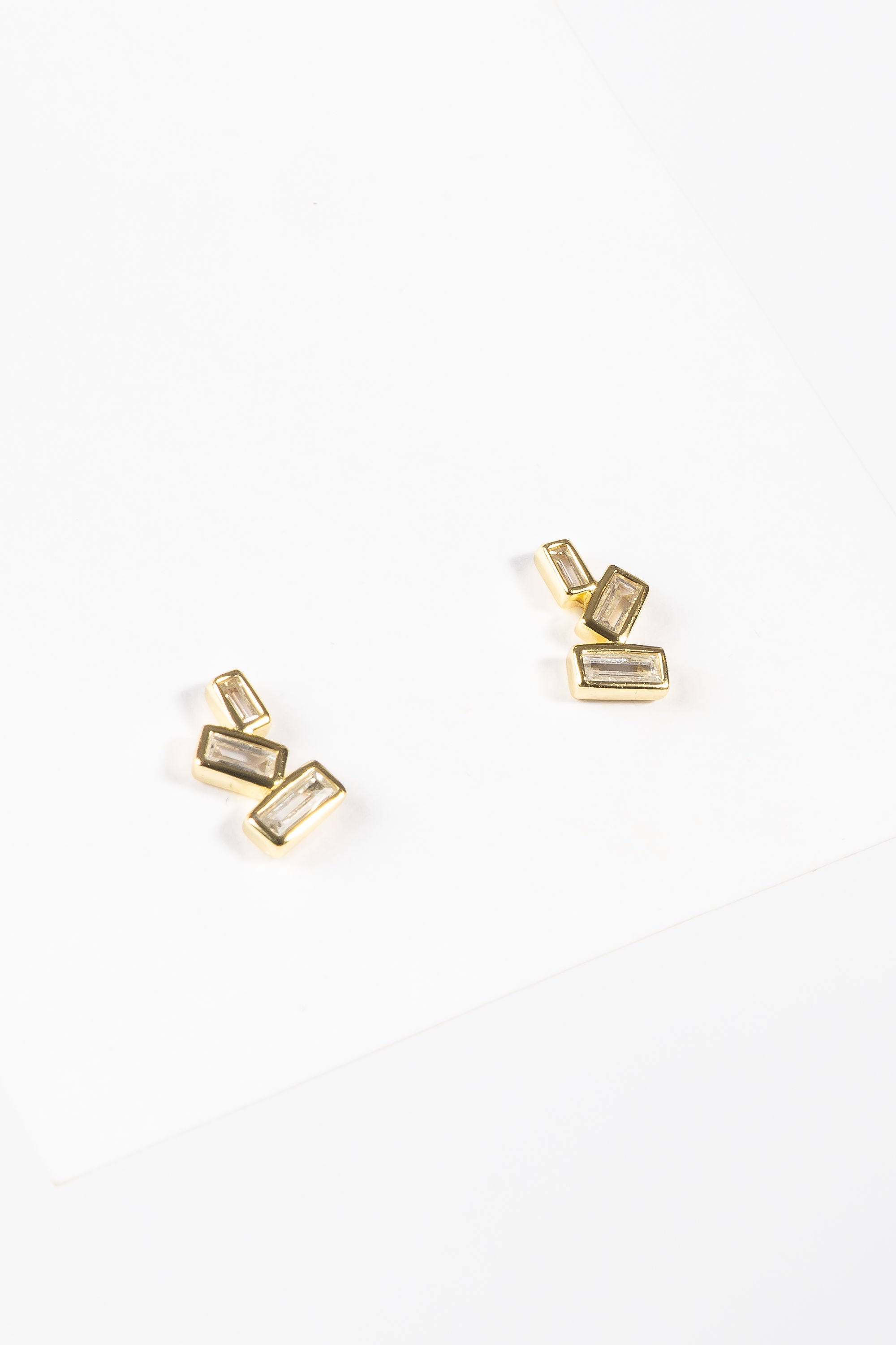Aro Rishka triple Stud Gold