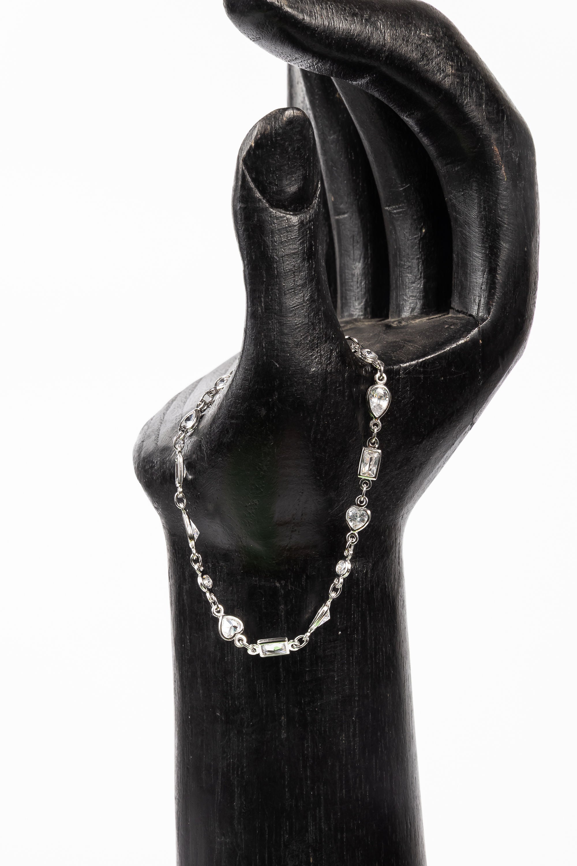 Pulsera Brassy Tear/Heart/Cz Bracelet
