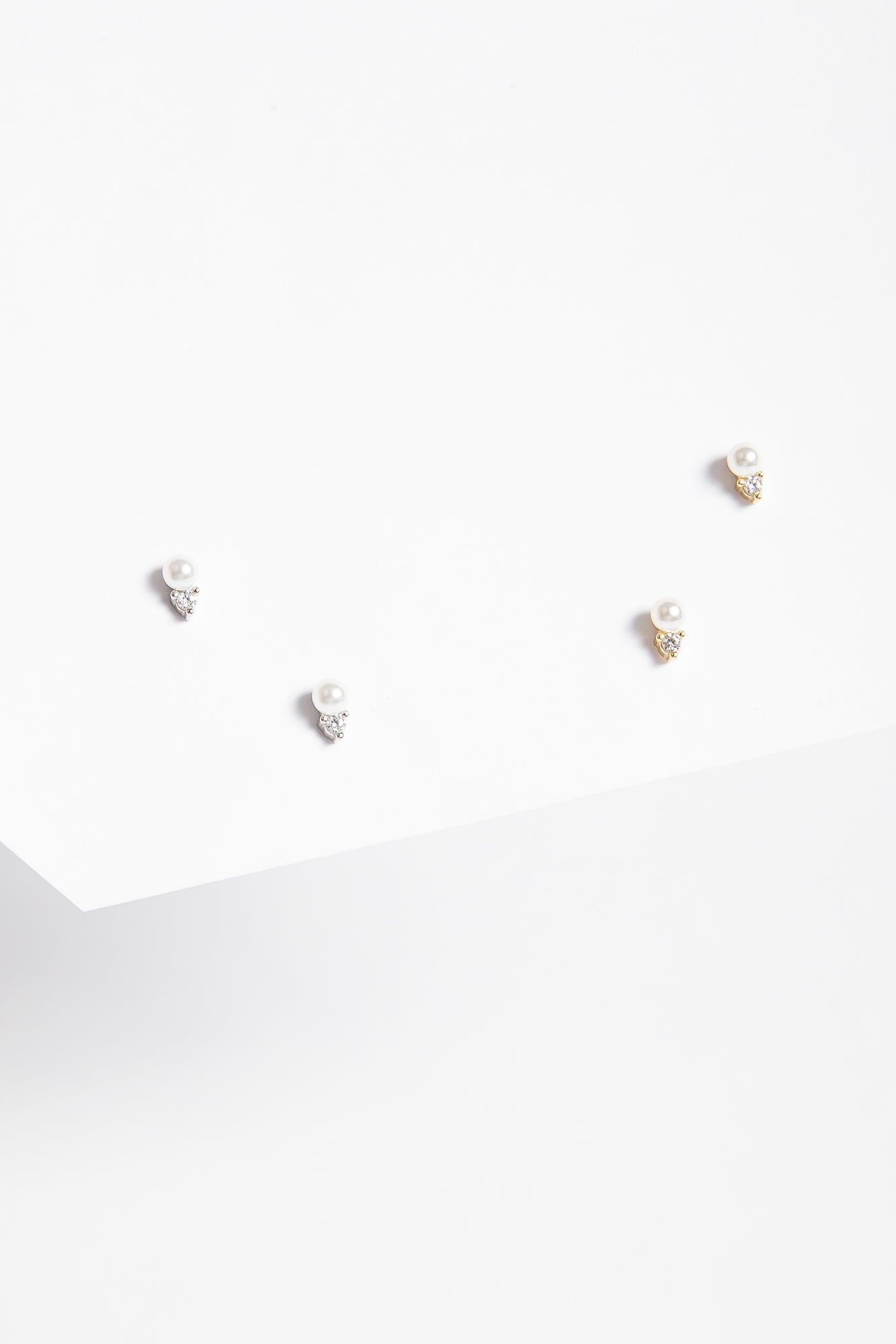 Aro Baby CZ & Pearl Mini Stud