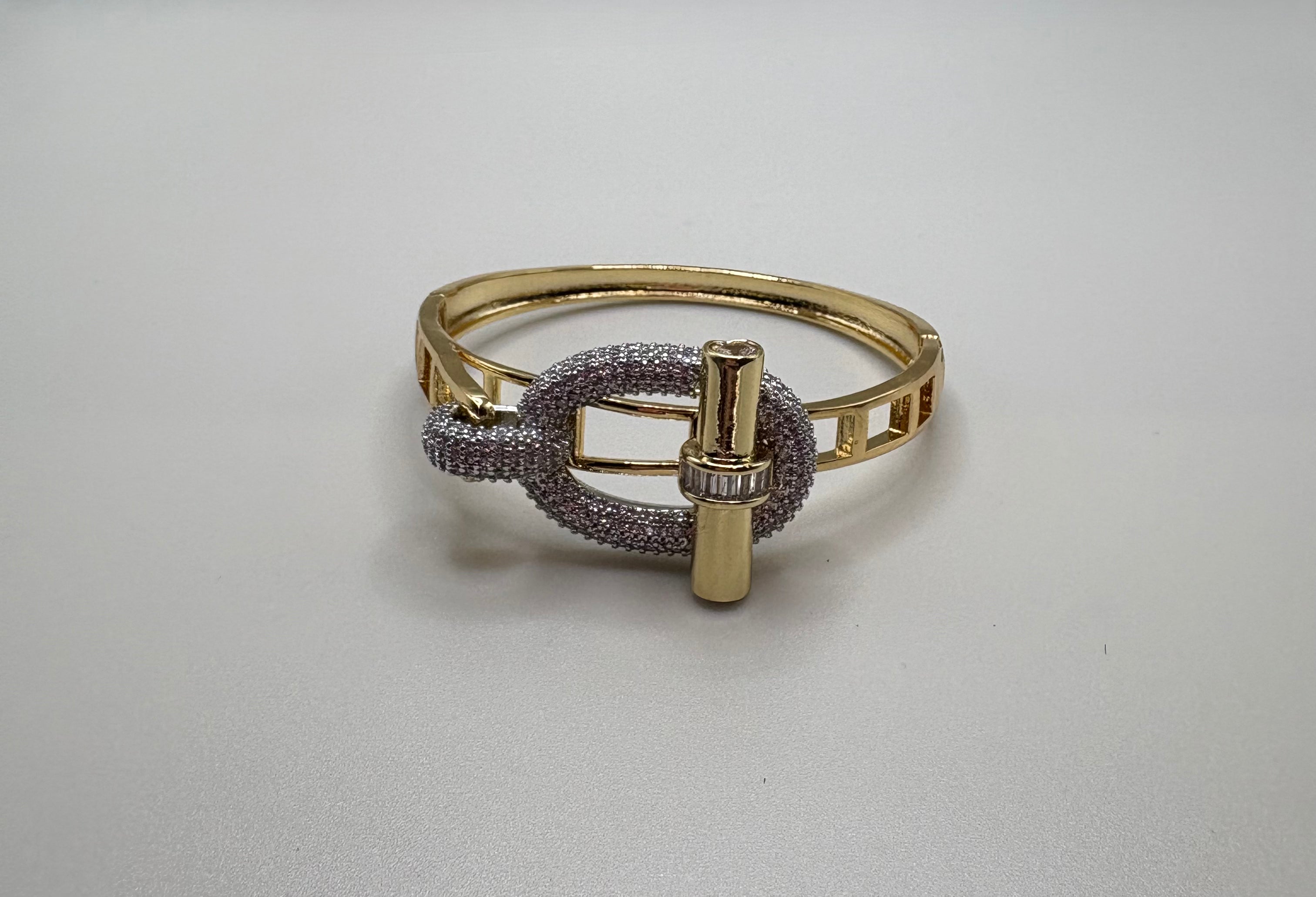 Pulsera Gran Bicolor Toggle CZ Cuff