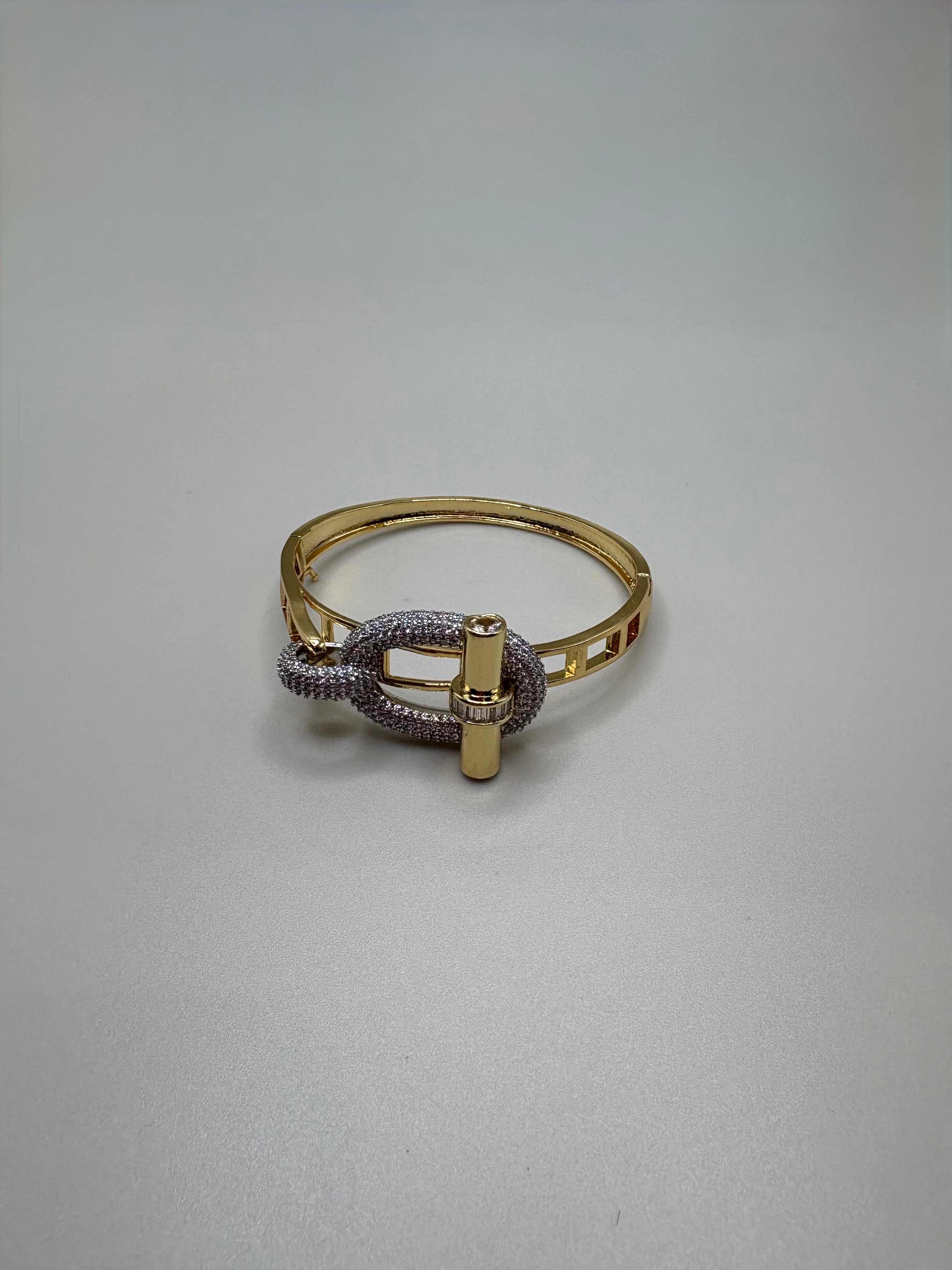 Pulsera Gran Bicolor Toggle CZ Cuff