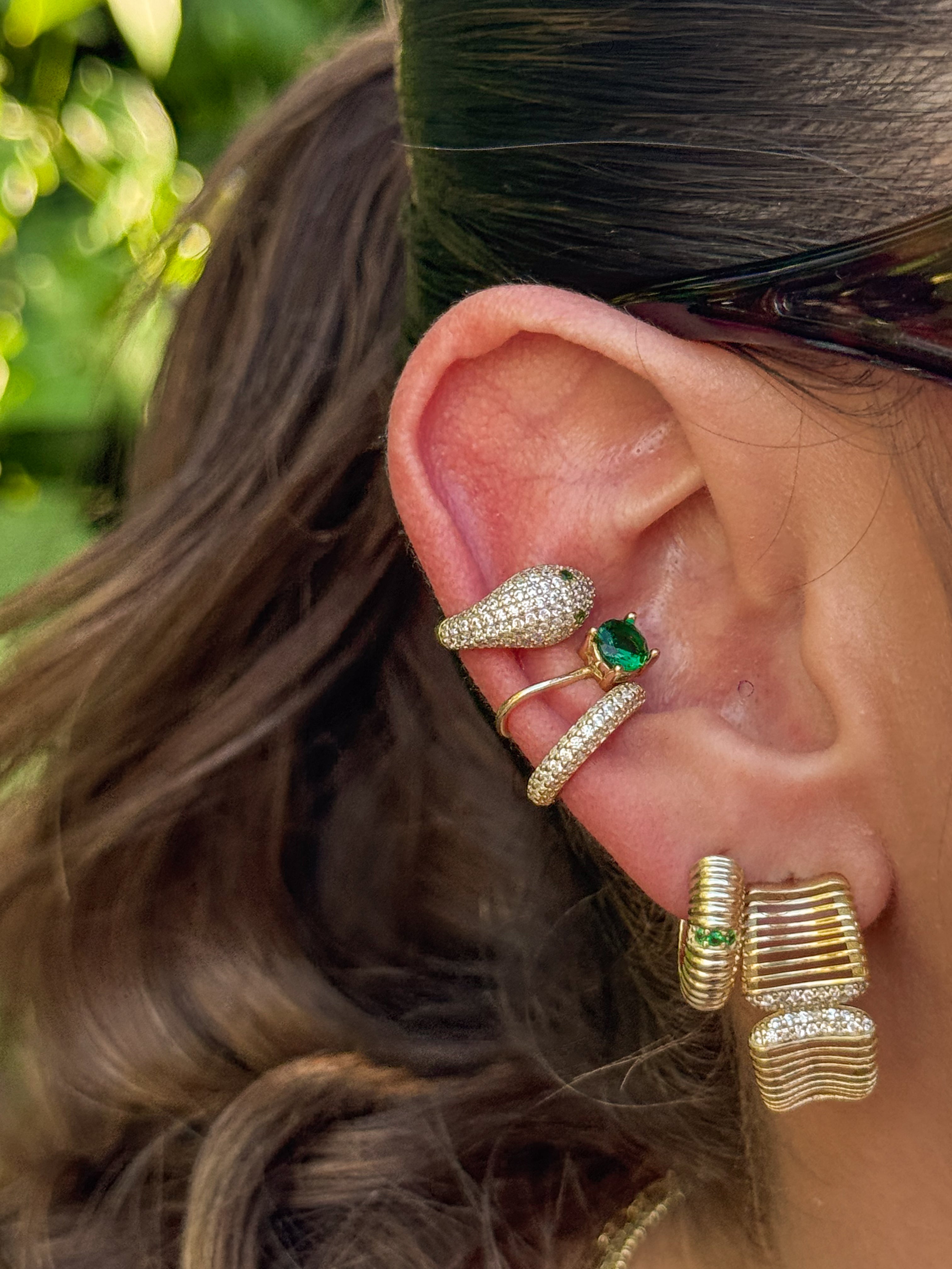 Aro Single Snake Cuff