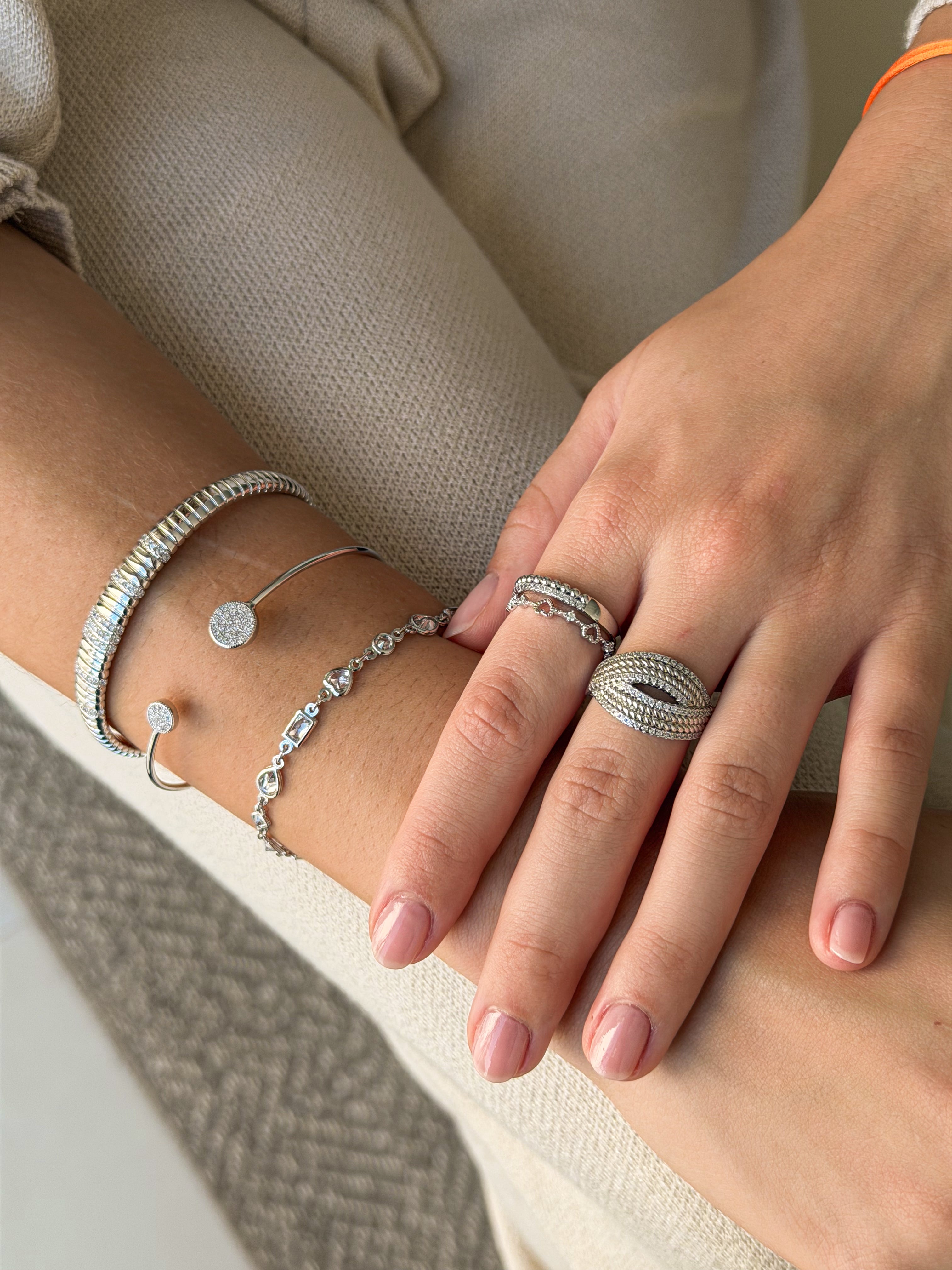 Pulsera Brassy Tear/Heart/Cz Bracelet