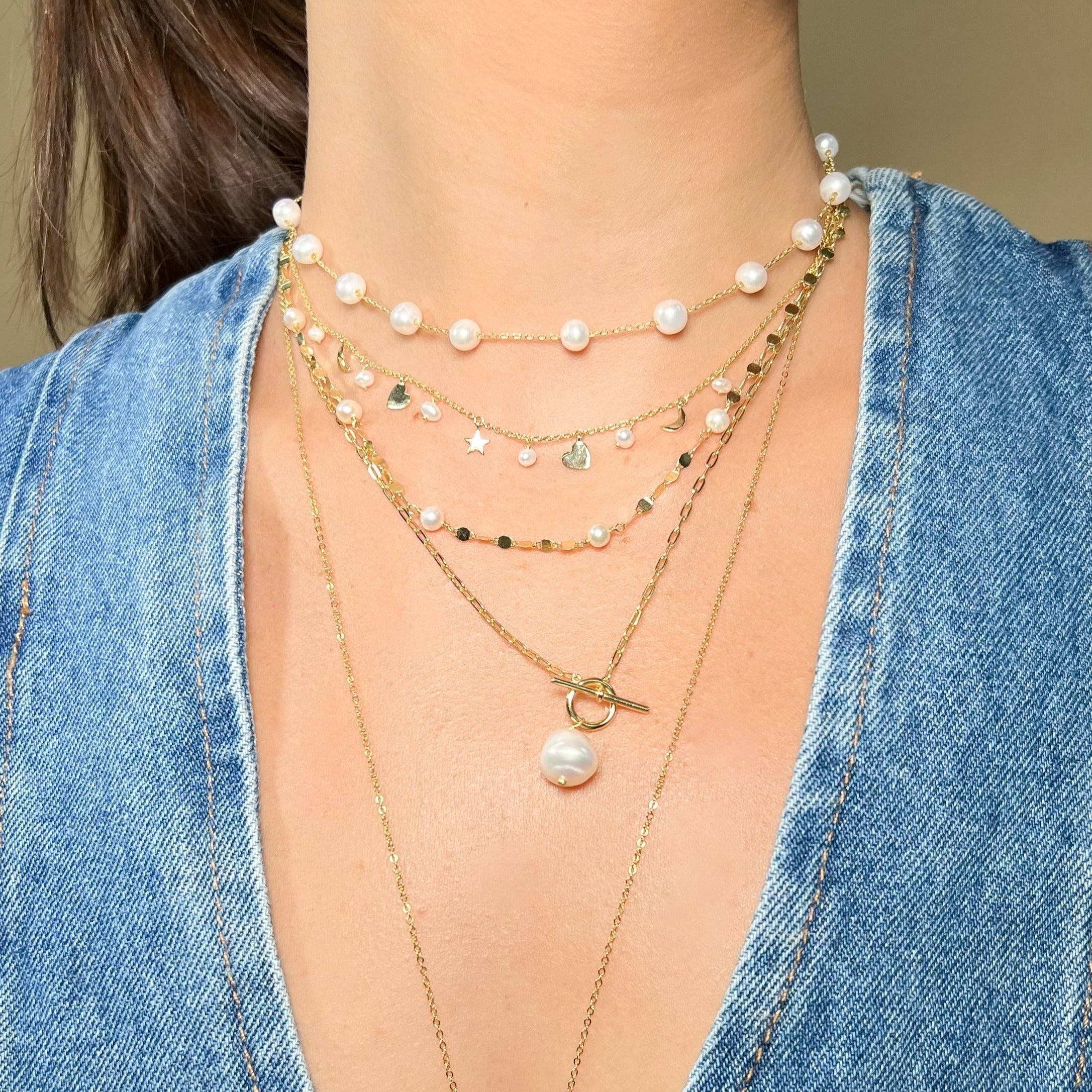 Collar Baby Pearls & Golden Charms Choker