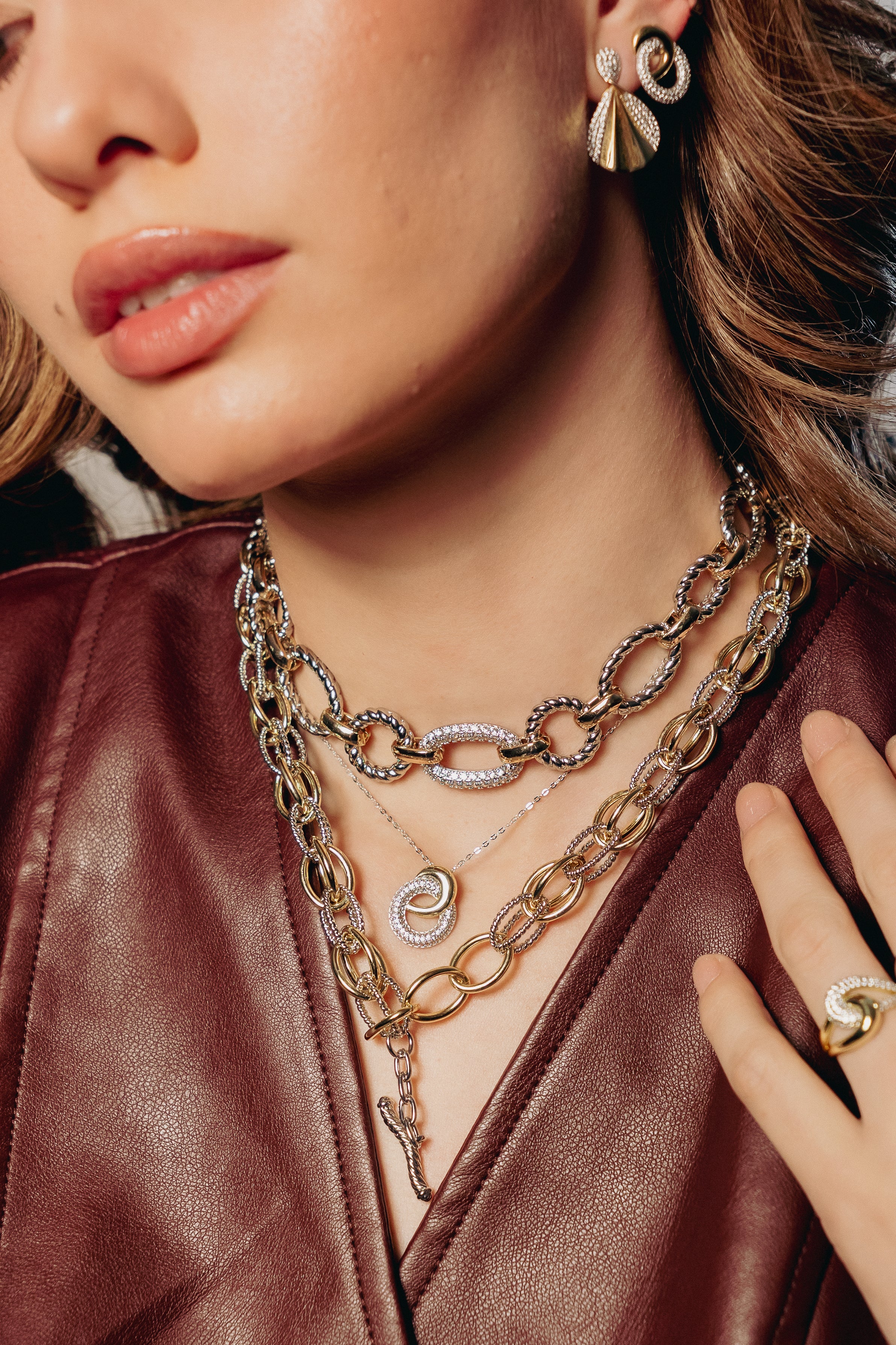 Collar Interlocking Med & Oval CZ Bicolor