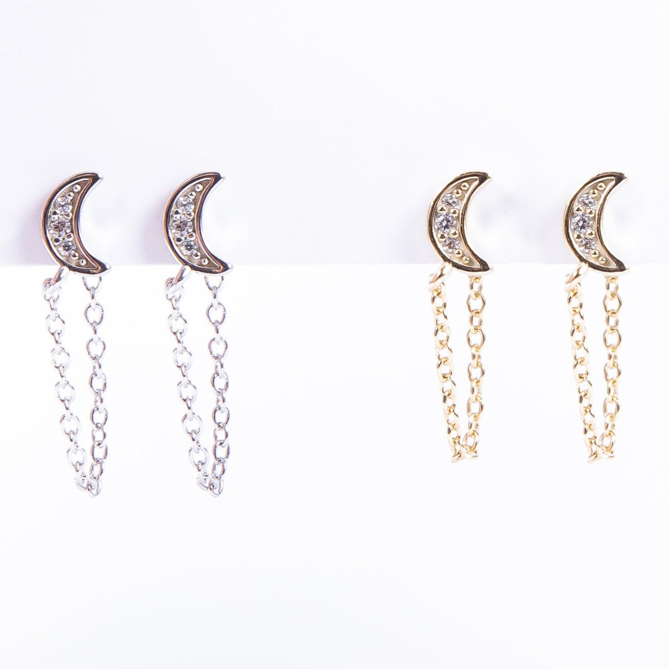 Aro Baby Moon Chain Stud