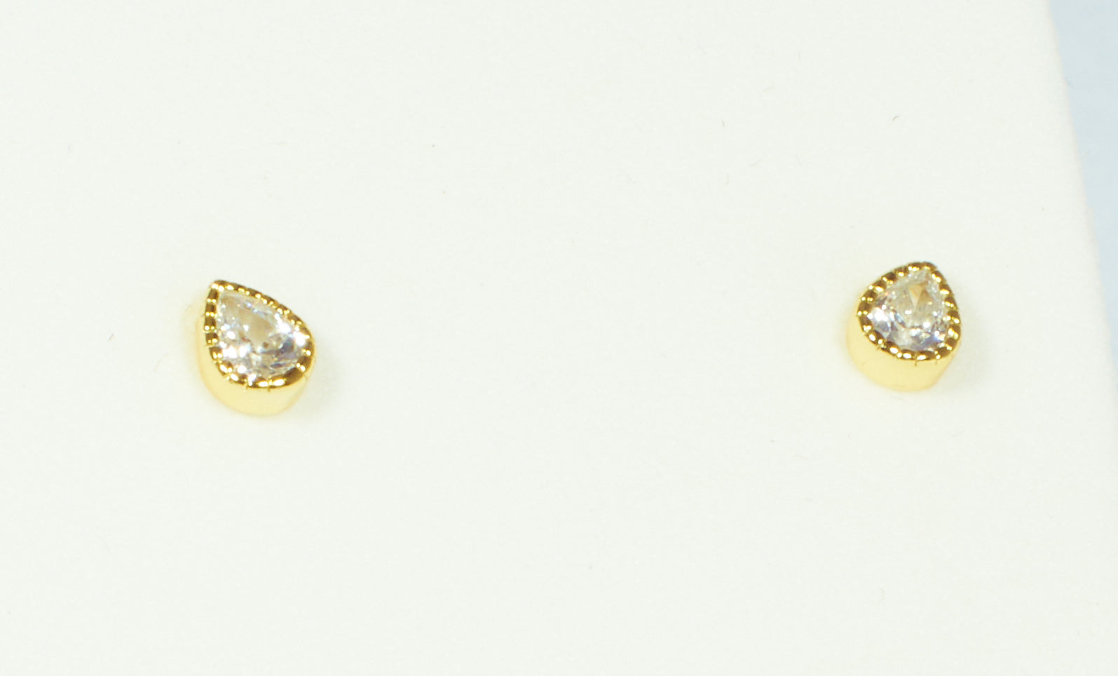 Aro Baby CZ Teardrop Stud