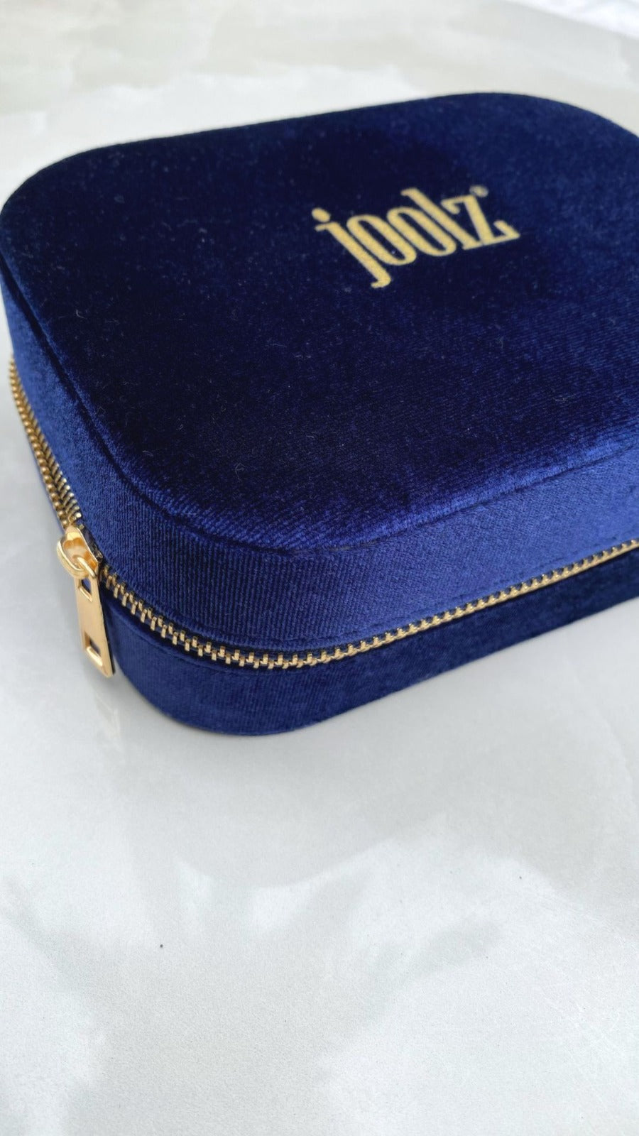 Travel Case Box Golden Velvet