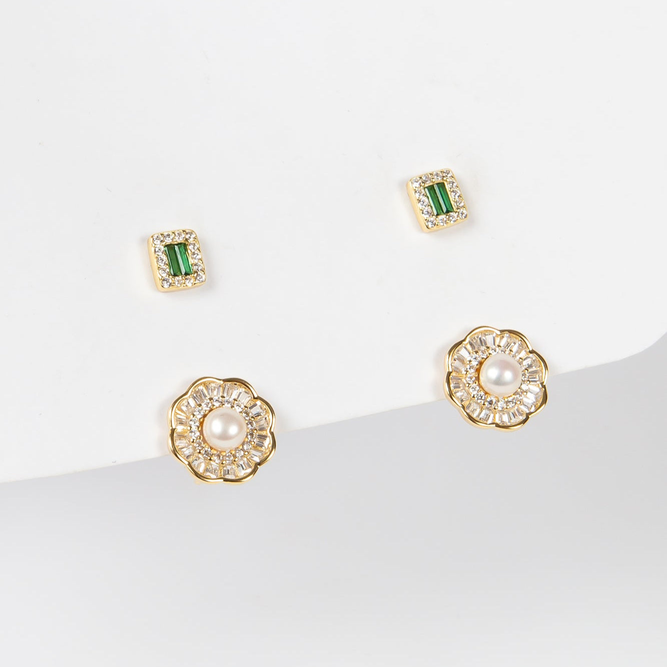 Aro New Bagui & CZ square Stud