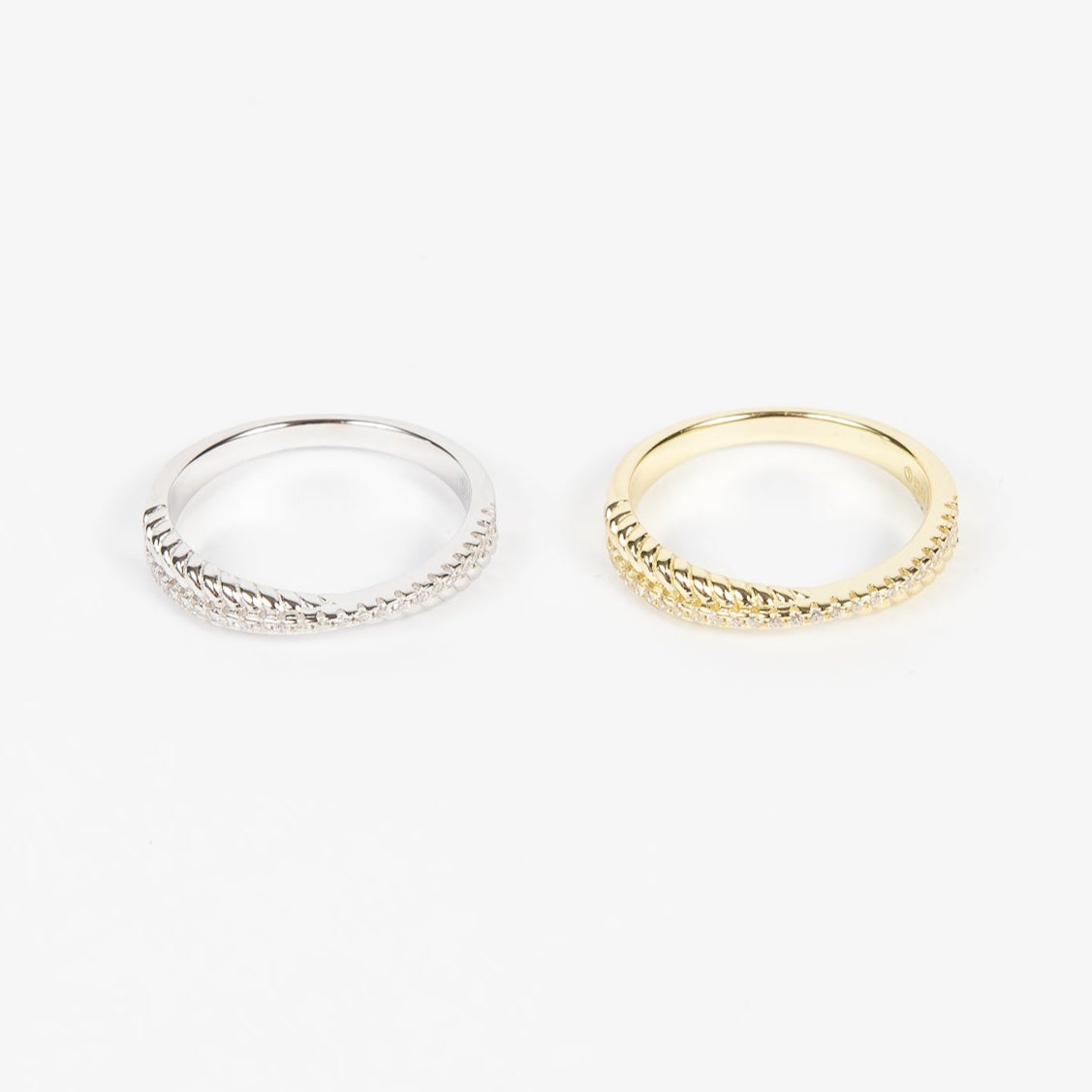Anillo Skinny Twisted & CZ
