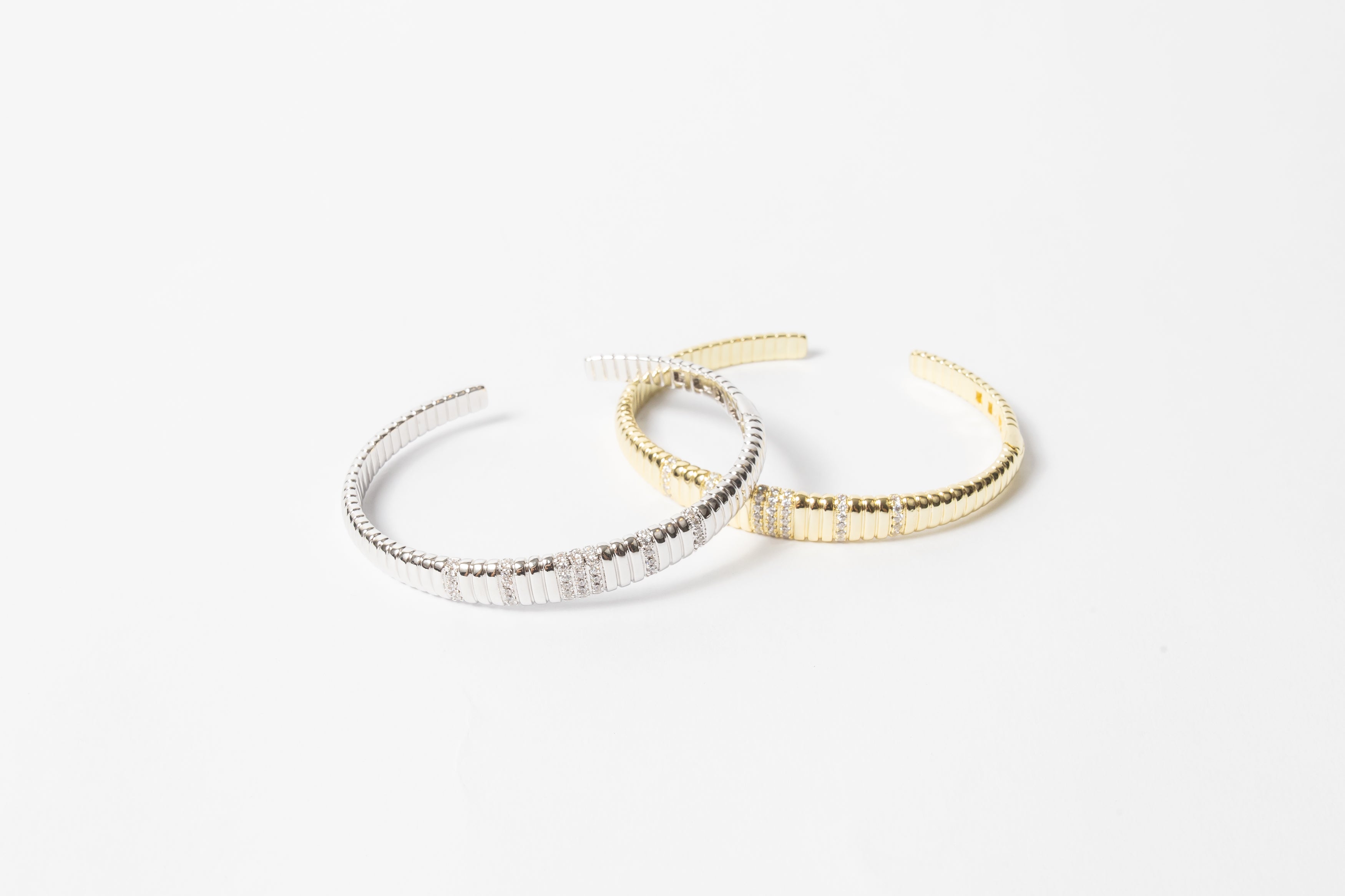 Pulsera Rigi Coil CZ Skinny Strips Cuff