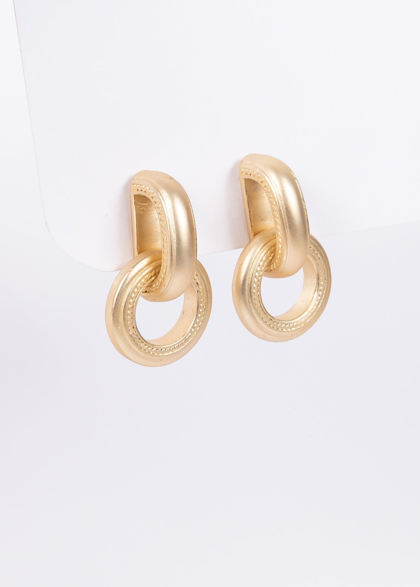 Aro Brassy Double Circle Dangle Matte Gold