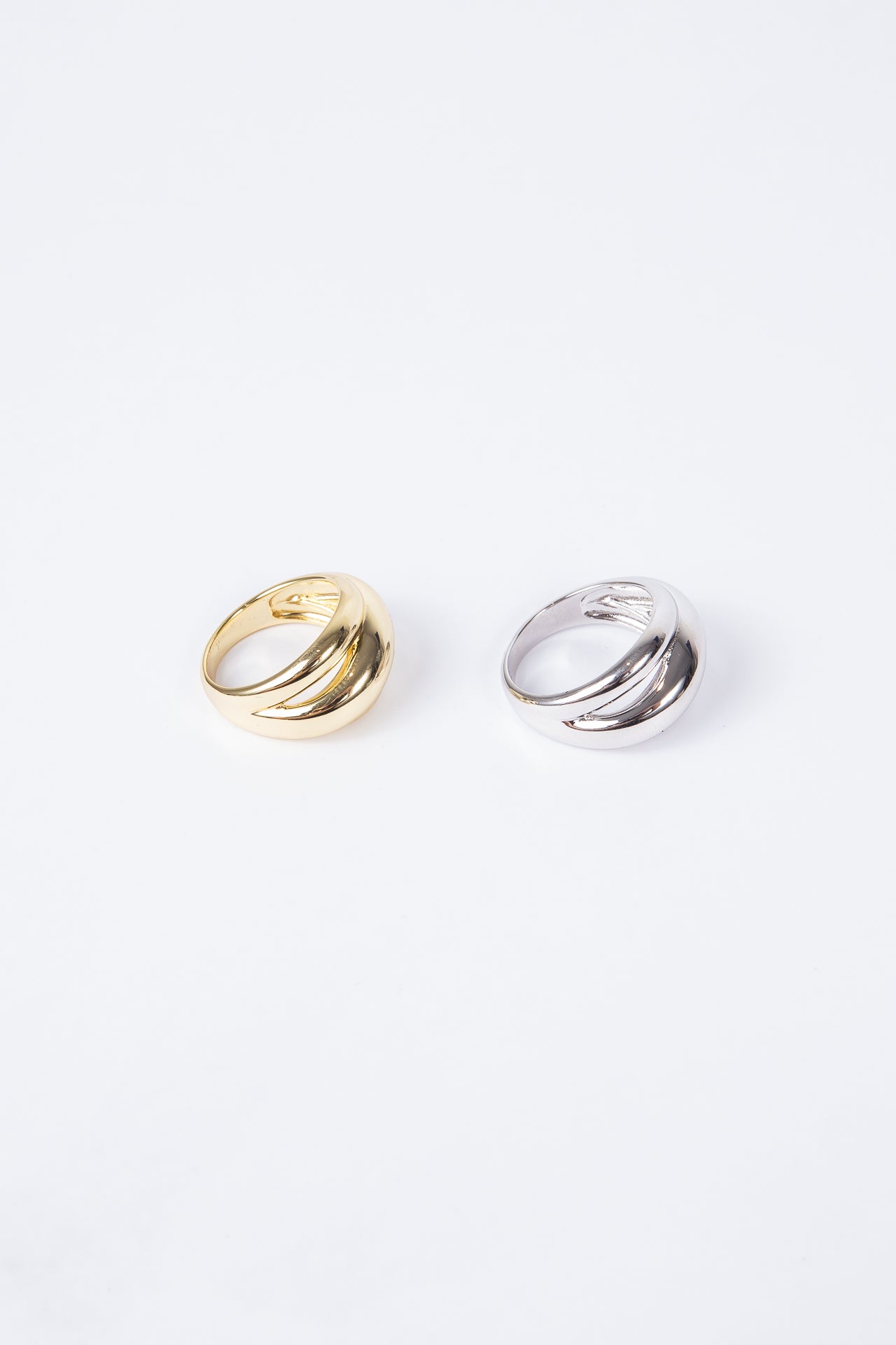 Anillo Trio Loops Ring