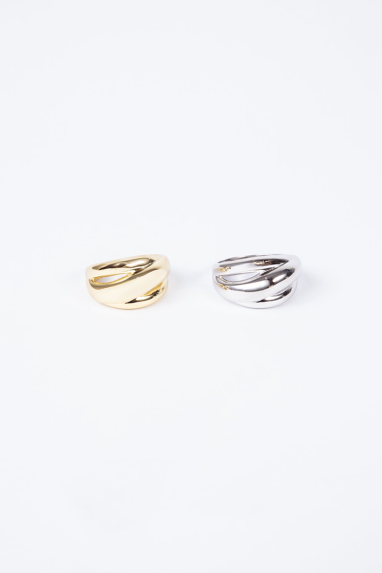 Anillo Trio Loops Ring