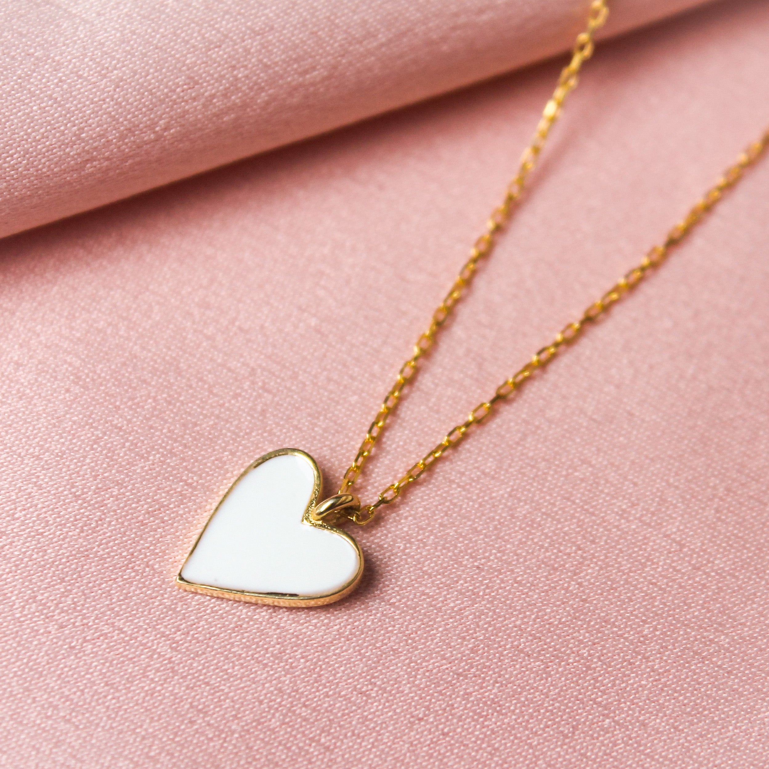 Collar Enamel Heart SM White